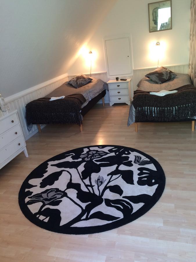 Skummesloev B & B Laholm Bagian luar foto