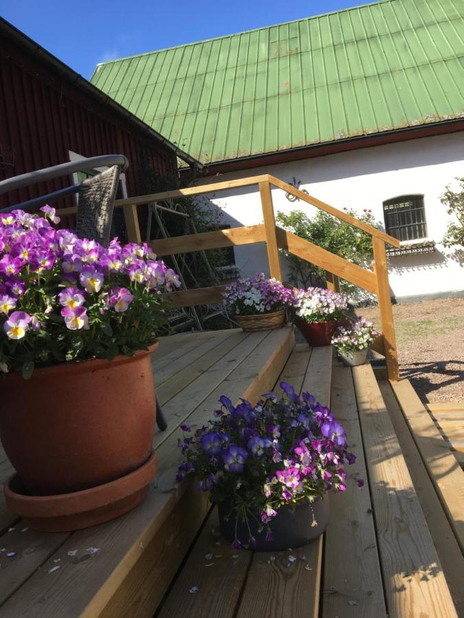 Skummesloev B & B Laholm Bagian luar foto